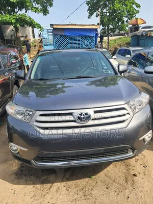 Toyota Highlander Limited 3.5l 4WD 2013 Gray