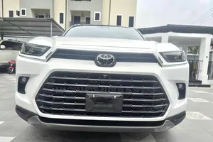 Toyota Highlander Limited AWD 2024 White