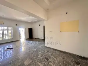 2bdrm Apartment in Lekki Expressway for rent