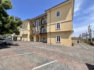 2bdrm Apartment in Lekki Expressway for rent