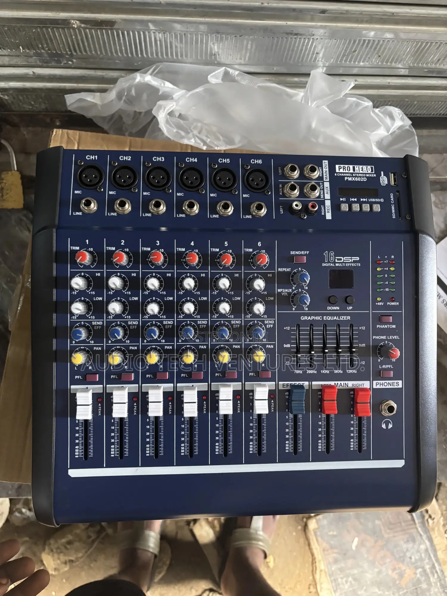 Pro Hero 6ch Powered Mixer