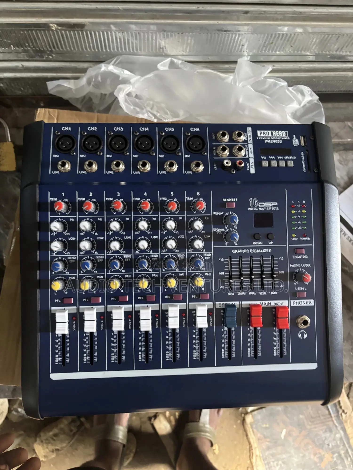 Pro Hero 6ch Powered Mixer