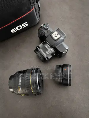 Canon Eos M50 Mark Ii With Sigma 50mm Lens + Adapter
