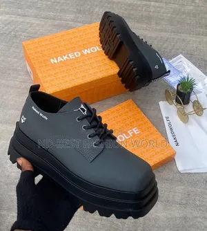 Necked Wolf Leather Shoe