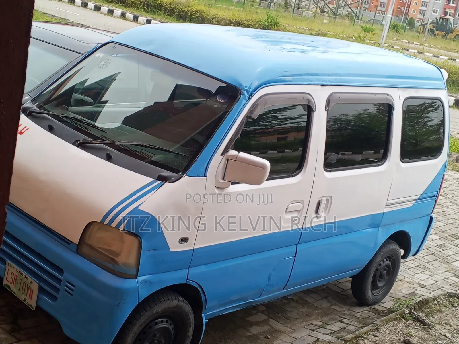 Suzuki APV Minibus 2004 Blue