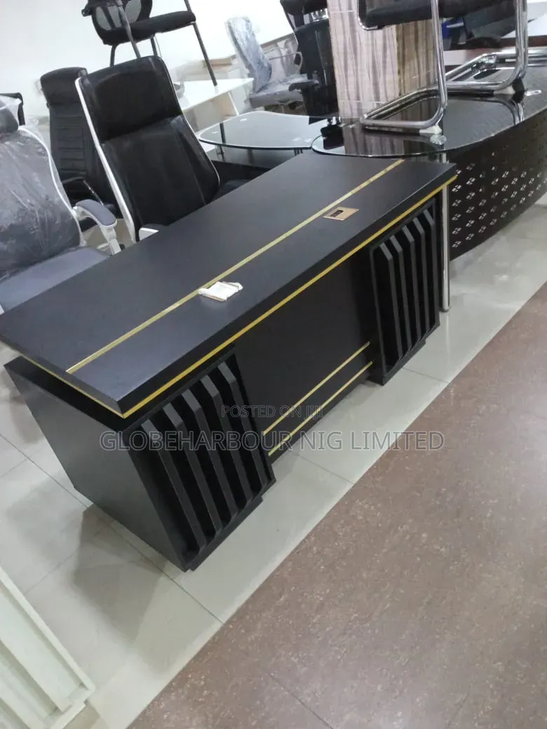 High-Quality Executive Office and Study Table