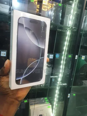 New Apple iPhone 16 Pro Max 512 GB White