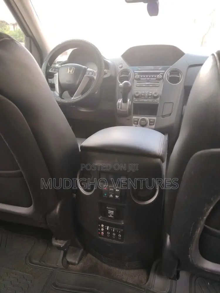 Honda Pilot 2012 Gray