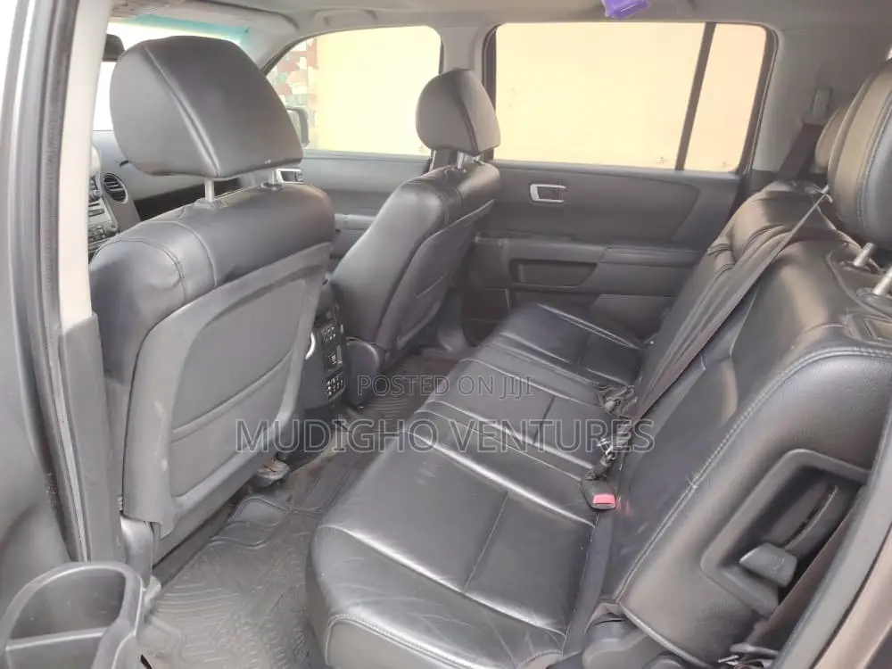 Honda Pilot 2012 Gray
