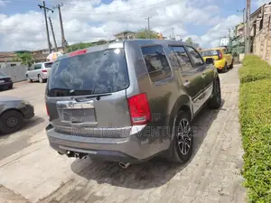 Honda Pilot 2012 Gray
