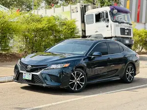 Toyota Camry 2020 Gray