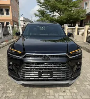 Toyota Grand Highlander Limited AWD 2024 Black