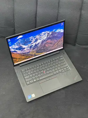 Laptop Lenovo ThinkPad P1 Gen4 32GB Intel Core i7 SSD 1T