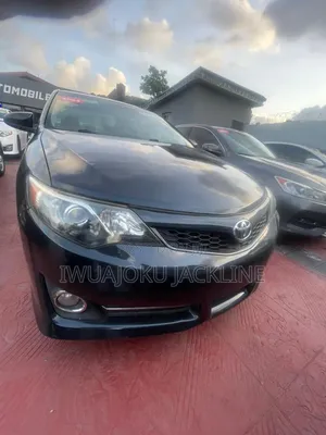 Toyota Camry SE 4dr Sedan (2.5L 4cyl 6A) 2012 Black