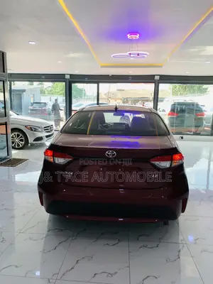 Toyota Corolla 2022 Red