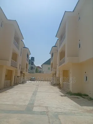 3bdrm Block of Flats in A Secure Estate, Katampe for sale
