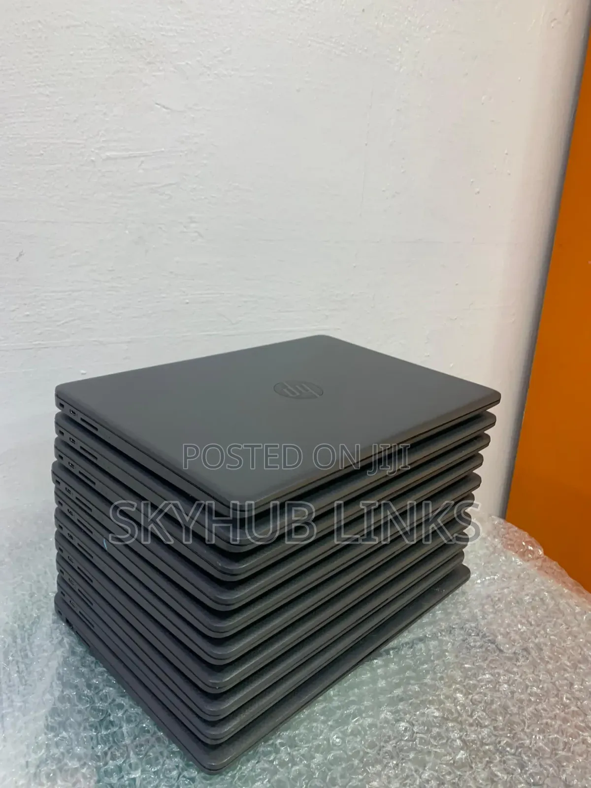 Laptop HP 240 G8 4GB AMD SSD 128GB