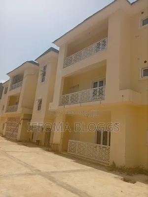 3bdrm Block of Flats in A Secure Estate, Katampe for sale