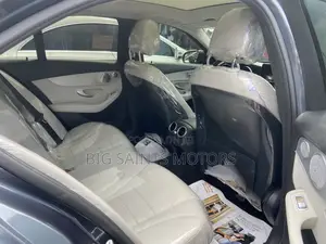 Mercedes-Benz C300 Sport 4Matic Sedan AWD (2.0L 4cyll 7A) 2016 Gray