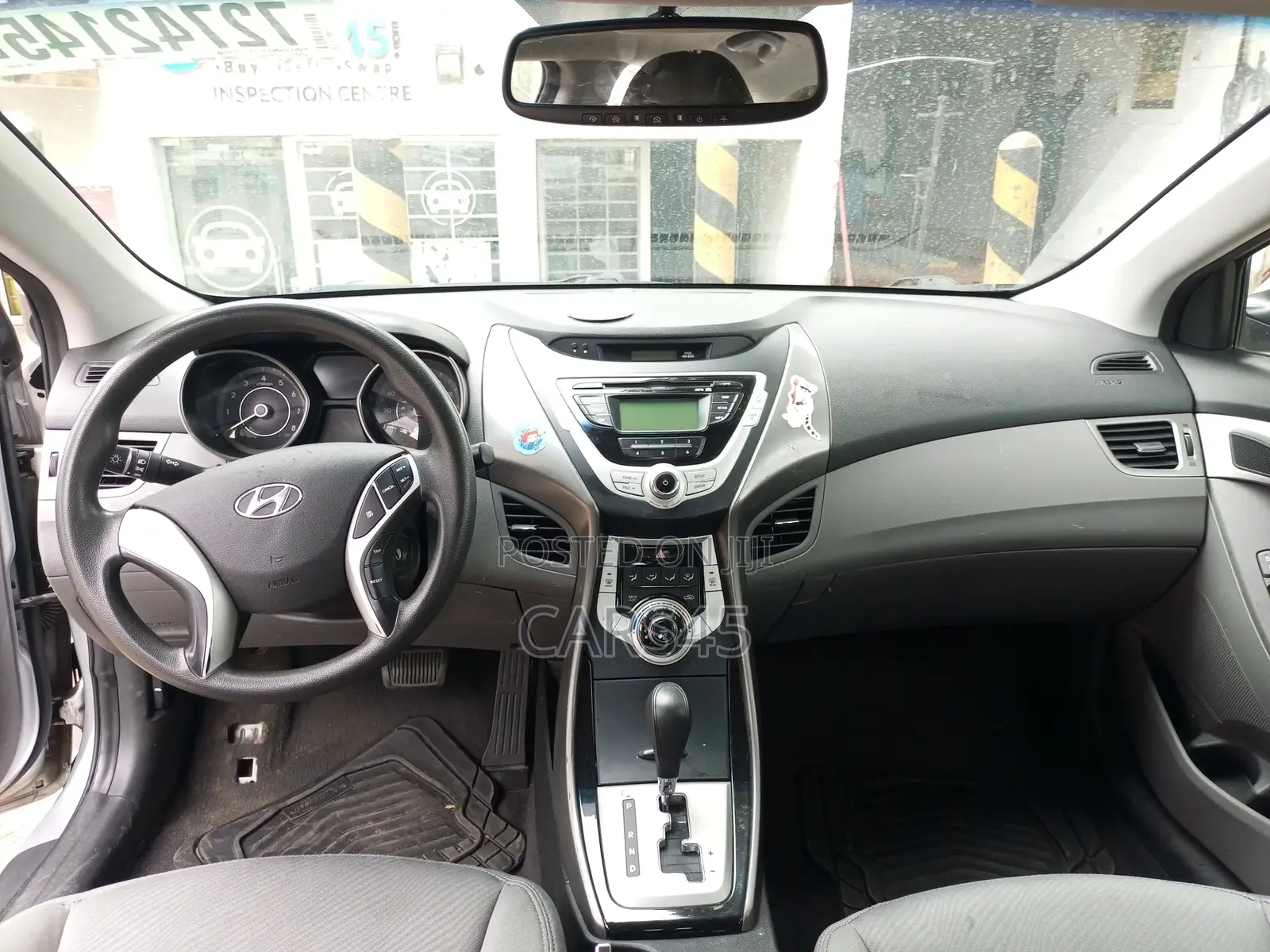 Hyundai Elantra 2012 Silver