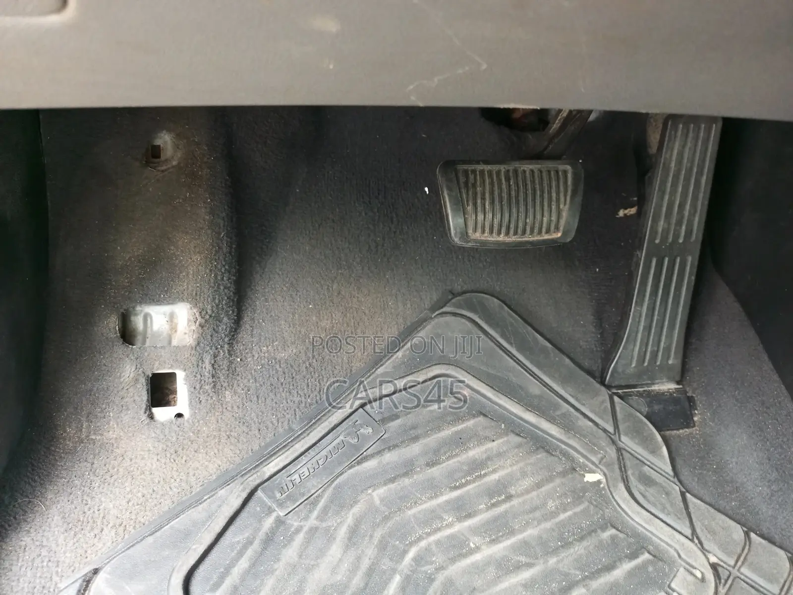Hyundai Elantra 2012 Silver