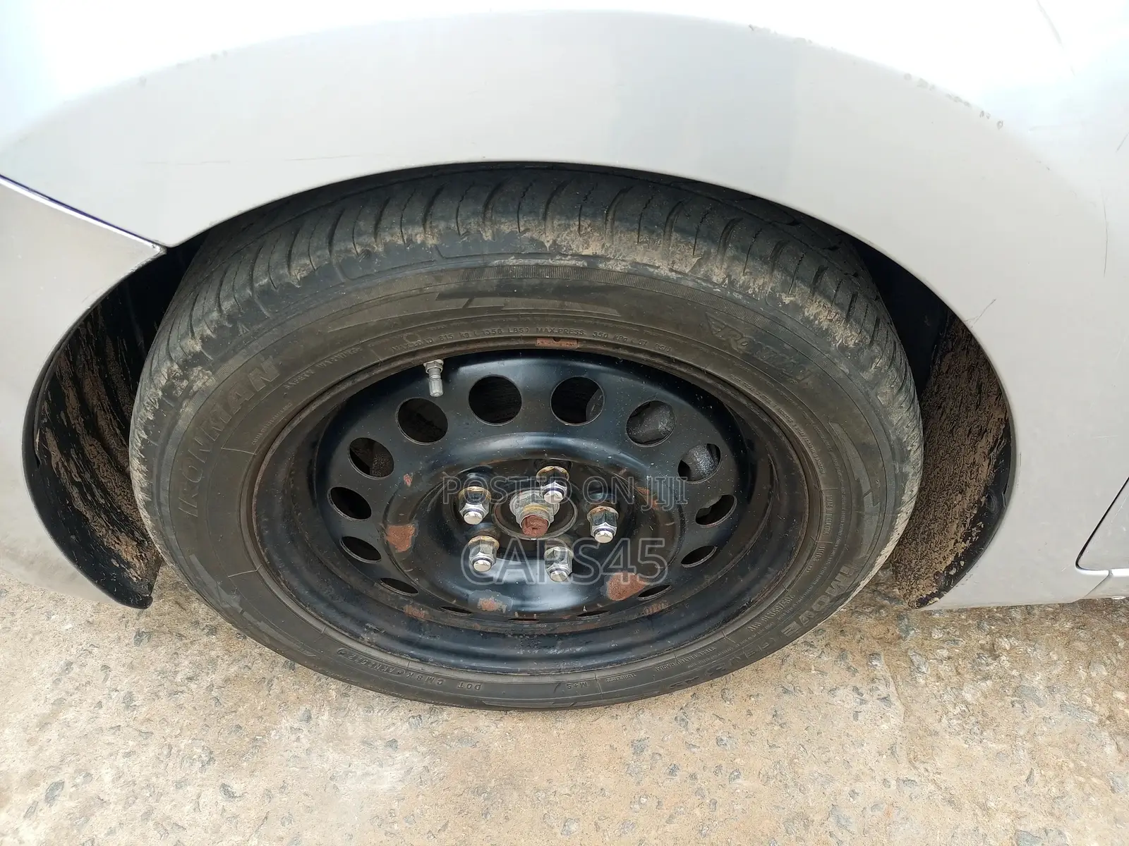 Hyundai Elantra 2012 Silver