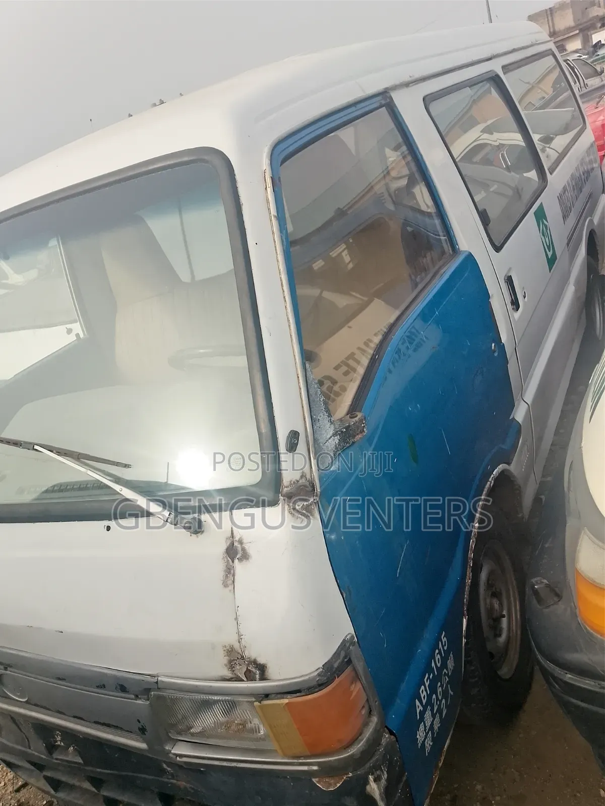 Mazda E2000 2000 White