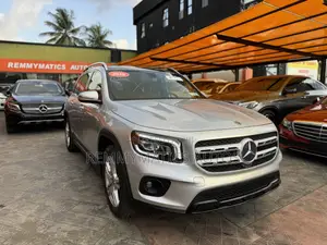 Mercedes-Benz GLB-Class GLB 250 4MATIC 2020 Silver