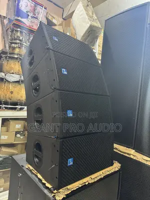 FDB Dla -408 Line Array Speaker 3 Way Linearray Speaker
