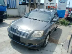 Toyota Avensis 2005 Gray