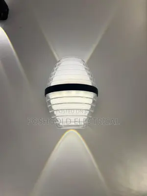 Hive Up-Down Cast Light