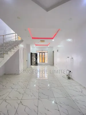 4bdrm Townhouse / Terrace in Chevron for rent