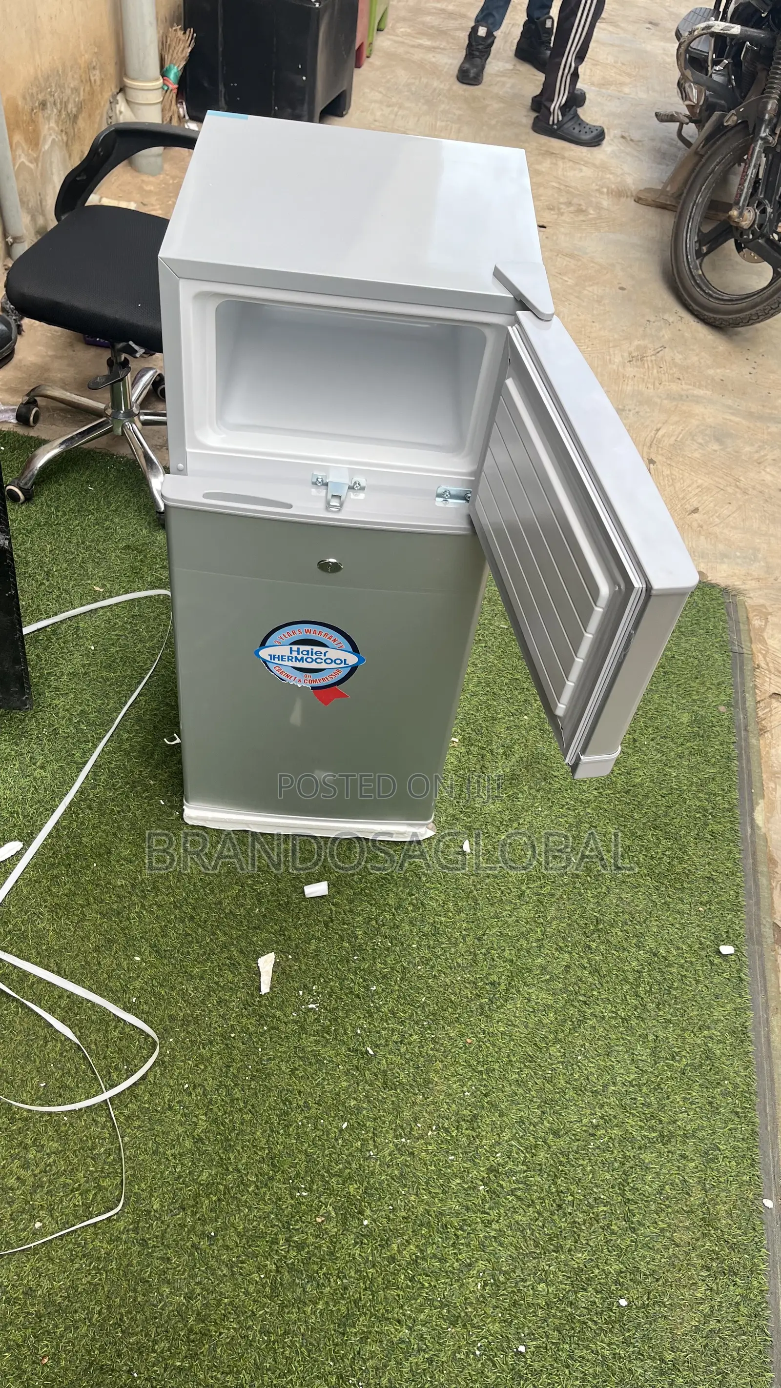 Haierthermocool 95l Doubledoor Refrigerator[Hrf95bex]Refrigerator Unit