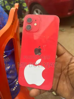 Apple iPhone 12 64 GB Red