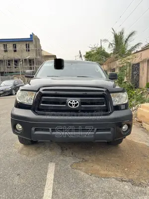 Toyota Tundra Double Cab 4x2 4.0L V6 2013 Black