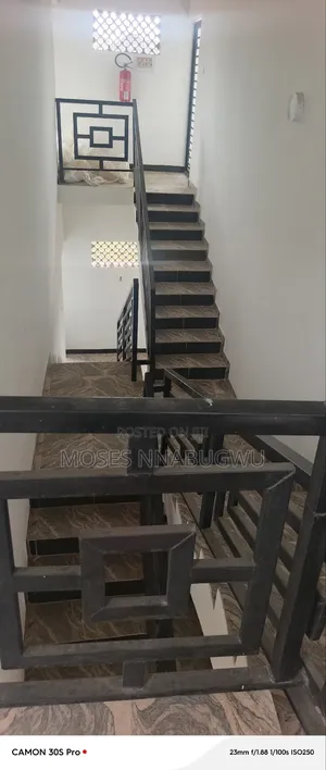 2bdrm Block of Flats in Odani Green City, for rent