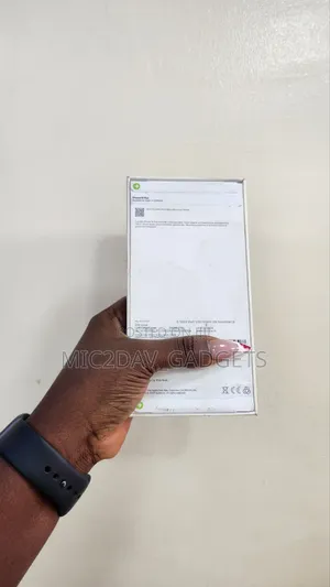 New Apple iPhone 16 Plus 256 GB Black