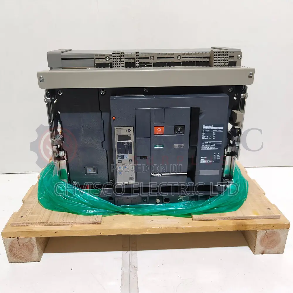 2500a Acb Schneider