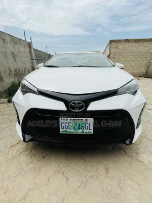 Toyota Corolla 2014 White