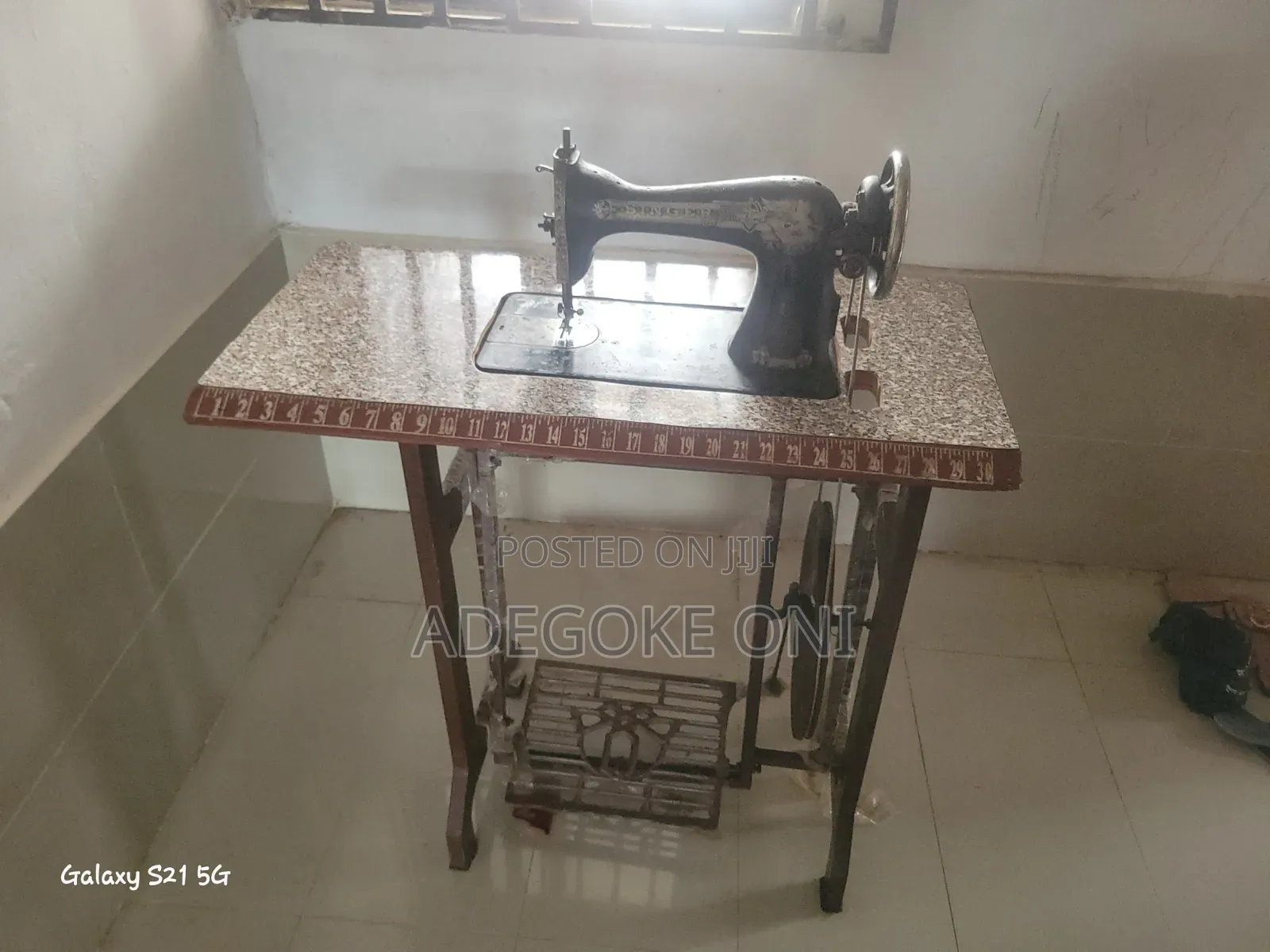 Singer Sewing Machine for Sale