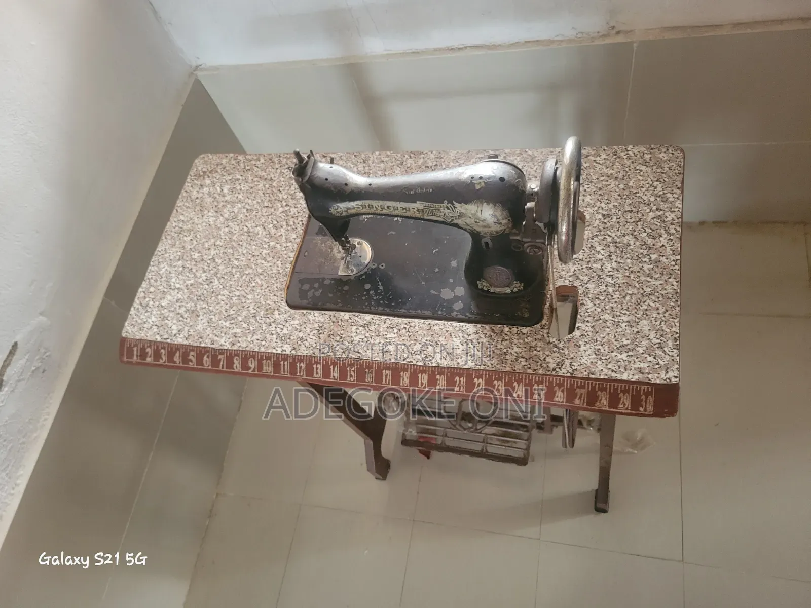 Singer Sewing Machine for Sale