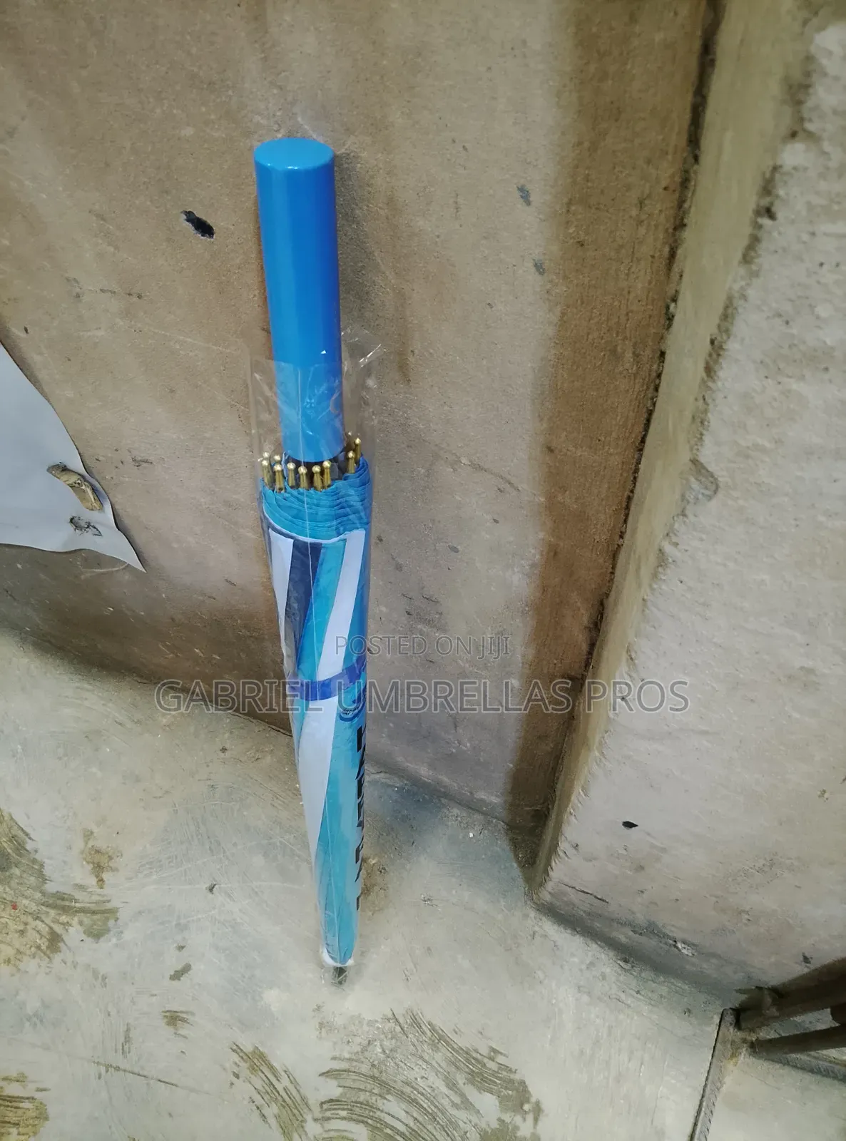 16 Wire Medium Umbrella