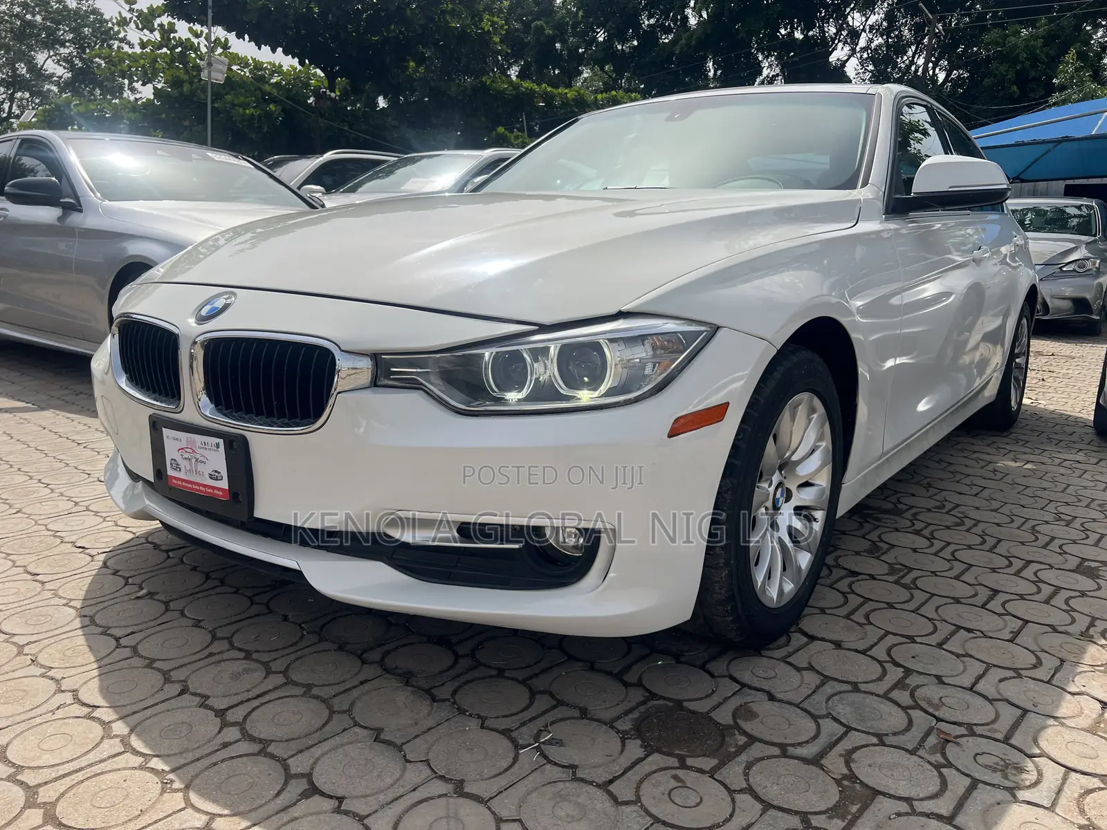 BMW 320i 2014 White