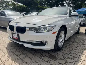 BMW 320i 2014 White