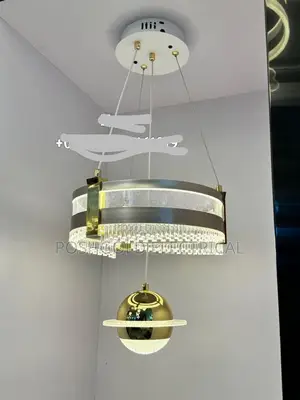 Saturn Crystal Ring Light