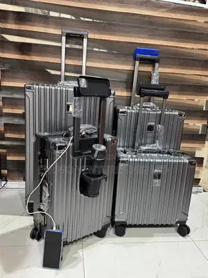 Smartcharge Silver Luggage Set
