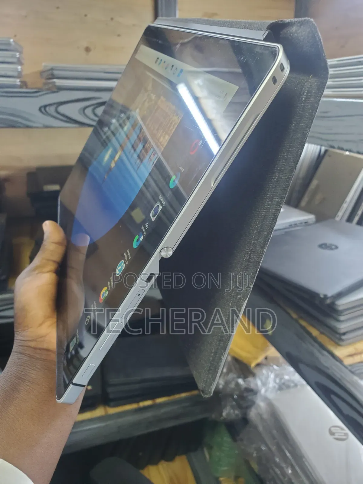 Laptop HP Elite X2 1012 G2 8GB Intel Core i5 SSD 256GB