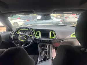 Dodge Challenger 2018 White