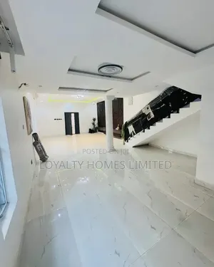 4bdrm Duplex in GRA Phase 1 for sale