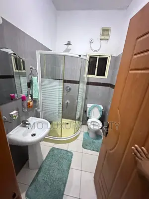 3bdrm Apartment in Lekki Phase 1 for rent